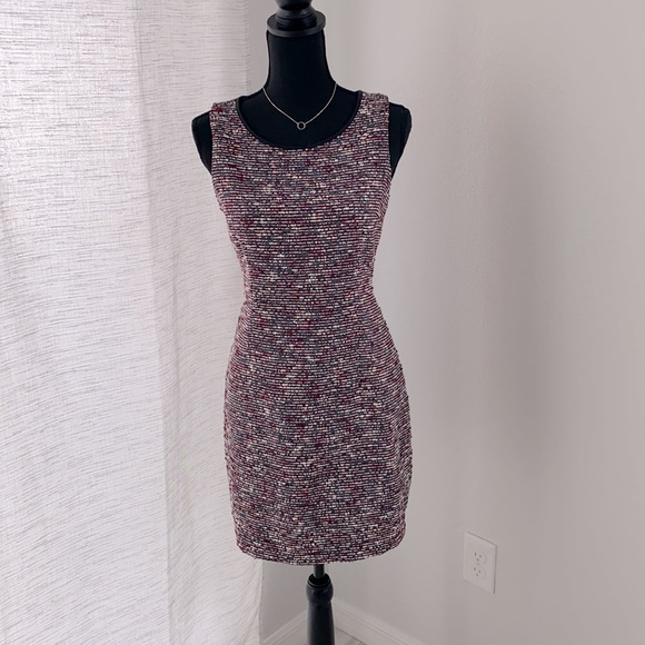 FOREVER 21 CONTEMPORARY PENCIL DRESS - Picture 1 of 8